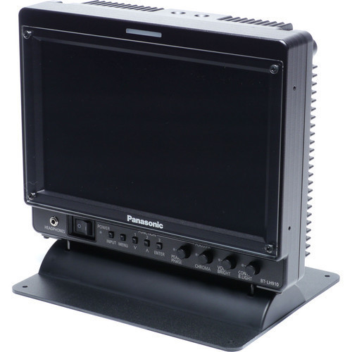 Panasonic 9″ BT-LH910G Broadcast Monitor Rental Kit